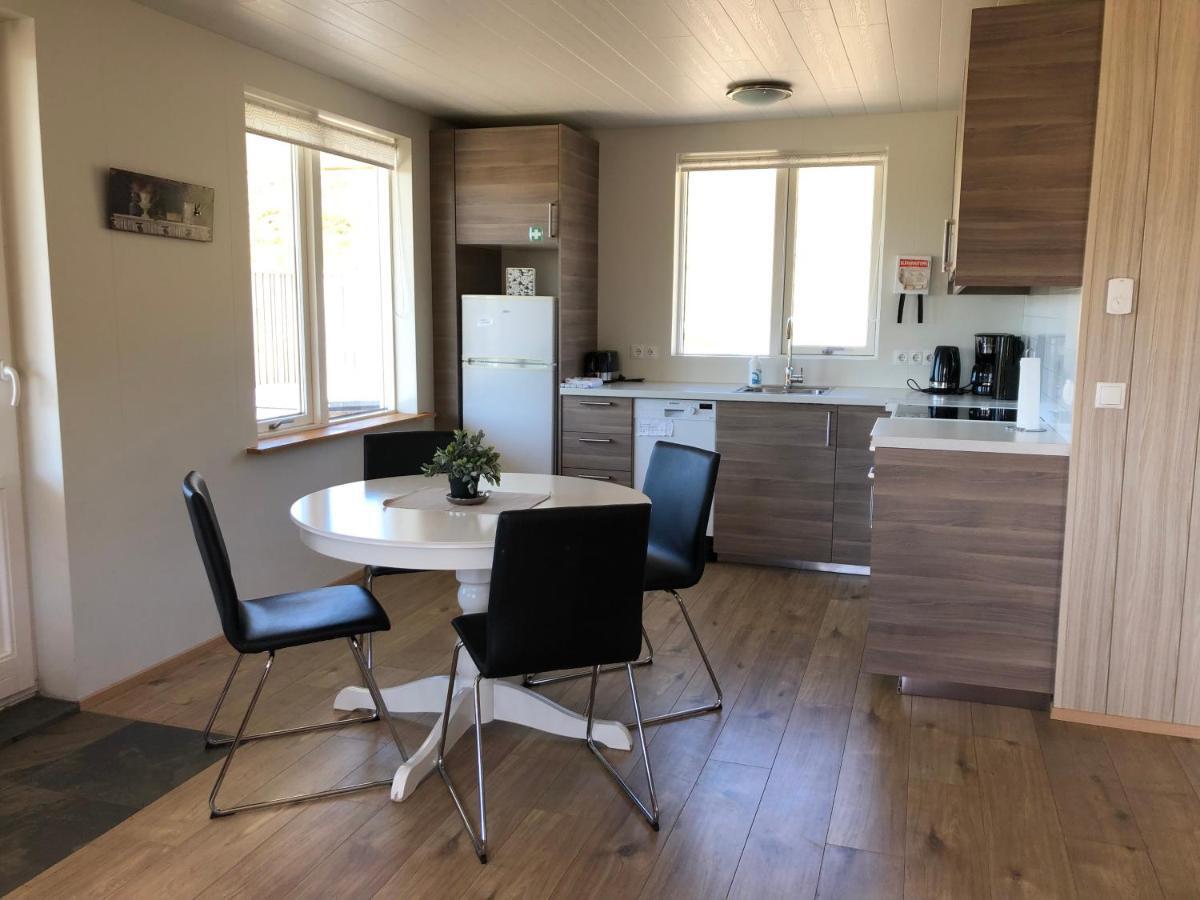 Mosas Cottages Флудир Екстериор снимка